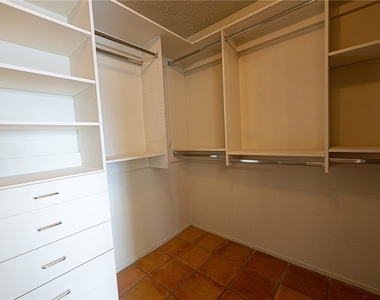 6357 Formula Way - Photo Thumbnail 27