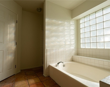 6357 Formula Way - Photo Thumbnail 22