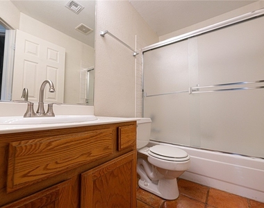 6357 Formula Way - Photo Thumbnail 13