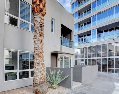 4525 Dean Martin Drive - Photo Thumbnail 58