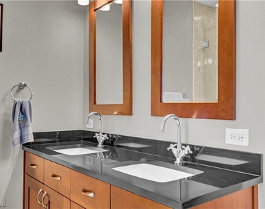 4525 Dean Martin Drive - Photo Thumbnail 25