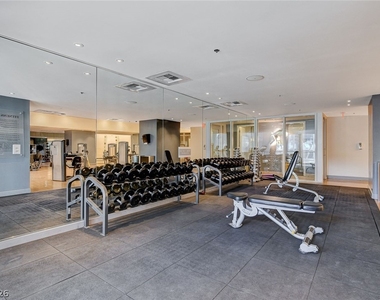 4525 Dean Martin Drive - Photo Thumbnail 45