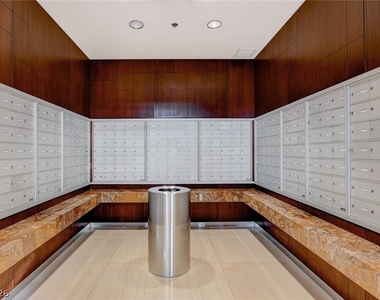 4525 Dean Martin Drive - Photo Thumbnail 57