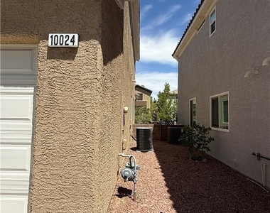 10024 Via Toro Avenue - Photo Thumbnail 2