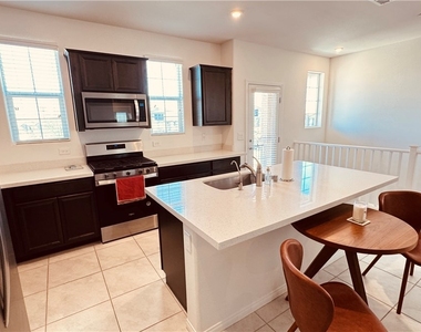 623 Sedum Avenue - Photo Thumbnail 22