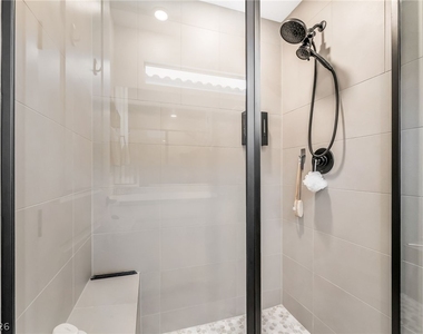 57 Lake Bluff Court - Photo Thumbnail 16