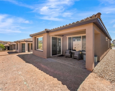 57 Lake Bluff Court - Photo Thumbnail 25