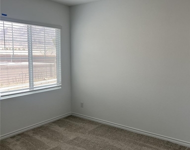 2825 Overlook Brook Street - Photo Thumbnail 14