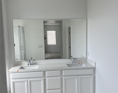 2825 Overlook Brook Street - Photo Thumbnail 27