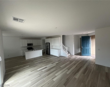 2825 Overlook Brook Street - Photo Thumbnail 9