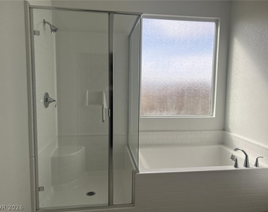 2825 Overlook Brook Street - Photo Thumbnail 25