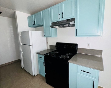4581 Macher Way - Photo Thumbnail 2