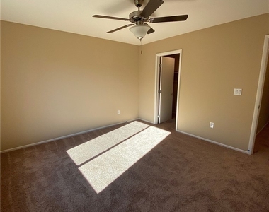 7312 Halo Falls Street - Photo Thumbnail 13