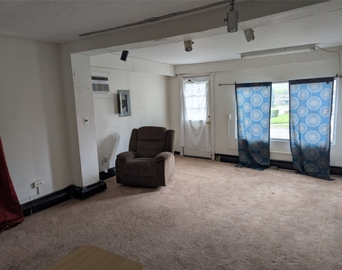 2911 Watson Boulevard - Photo Thumbnail 1