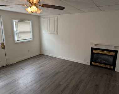 2909 1/2 Watson Boulevard - Photo Thumbnail 1