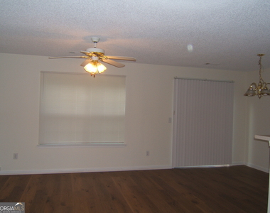 7202 Georges Way - Photo Thumbnail 15