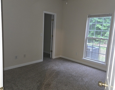 156 Red Bank Road - Photo Thumbnail 8