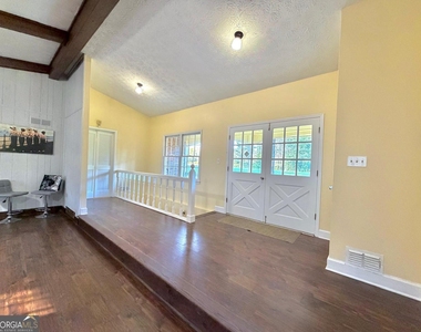 665 Arnold Road - Photo Thumbnail 14
