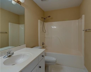 1429 Oglethorpe Drive - Photo Thumbnail 14