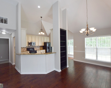208 Turnbridge Circle - Photo Thumbnail 26
