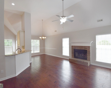 208 Turnbridge Circle - Photo Thumbnail 18