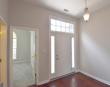 208 Turnbridge Circle - Photo Thumbnail 13