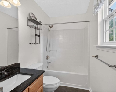 275 Cottonwood Cree Circle - Photo Thumbnail 10