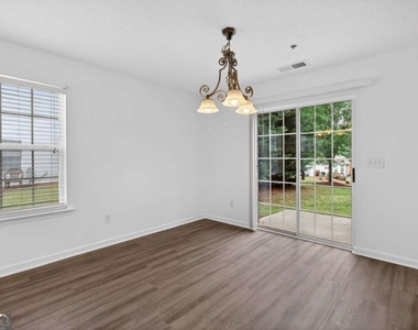 275 Cottonwood Cree Circle - Photo Thumbnail 5