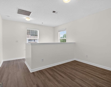 275 Cottonwood Cree Circle - Photo Thumbnail 24