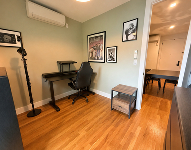683 Chauncey St - Photo Thumbnail 12