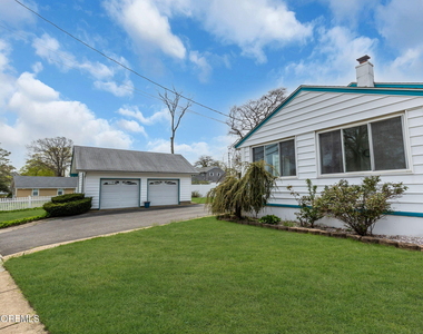 1700 6th Avenue - Photo Thumbnail 4