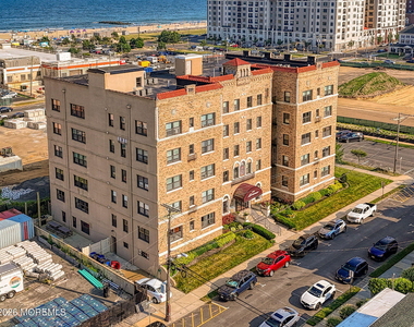 1700 Webb Street - Photo Thumbnail 29