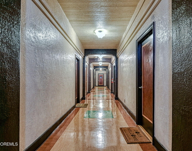 1700 Webb Street - Photo Thumbnail 8