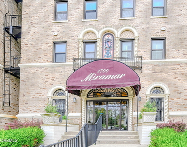 1700 Webb Street - Photo Thumbnail 1