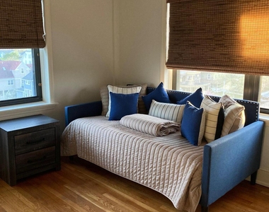 1700 Webb Street - Photo Thumbnail 20