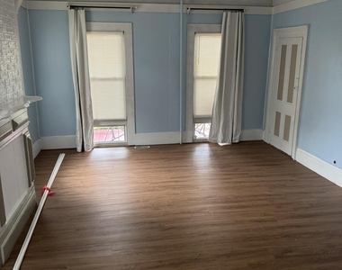 84 Atlantic Avenue - Photo Thumbnail 2