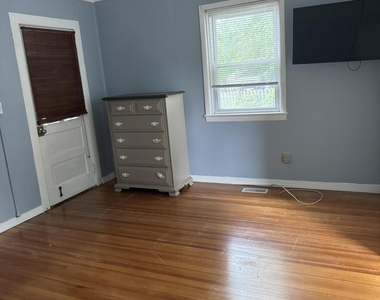 84 Atlantic Avenue - Photo Thumbnail 3