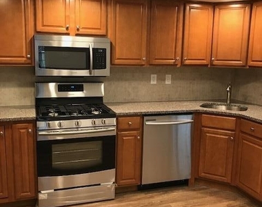 159 Devon Court - Photo Thumbnail 3