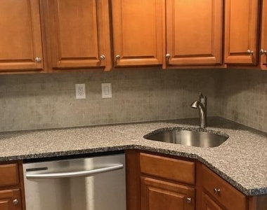 159 Devon Court - Photo Thumbnail 5