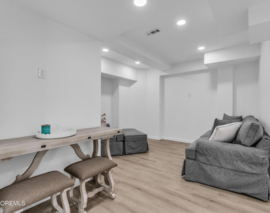 3306 Windsor Avenue - Photo Thumbnail 38
