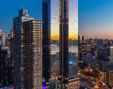 Tenth Avenue - Photo Thumbnail 10