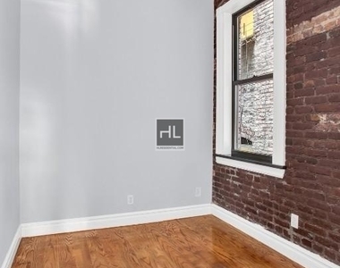 Leroy Street - Photo Thumbnail 3