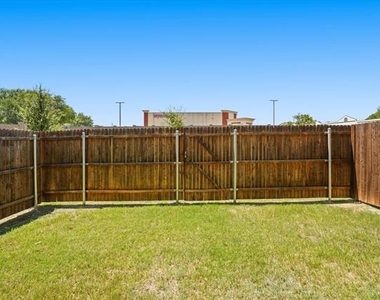 2317 Cortellia Street - Photo Thumbnail 27