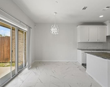 2317 Cortellia Street - Photo Thumbnail 9