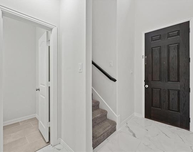 2317 Cortellia Street - Photo Thumbnail 4