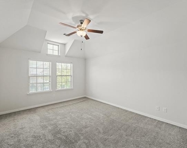 2317 Cortellia Street - Photo Thumbnail 15