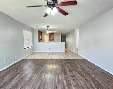 4305 Grassmere Road - Photo Thumbnail 8