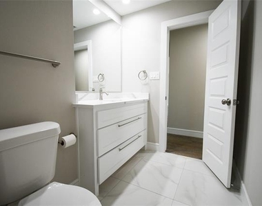 1422 Addington Street - Photo Thumbnail 10