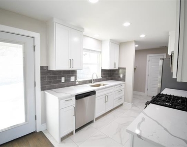 1422 Addington Street - Photo Thumbnail 1