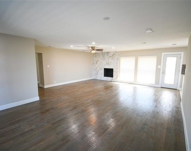1422 Addington Street - Photo Thumbnail 5